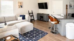 1 Bedroom Villa 9887 - Image 3