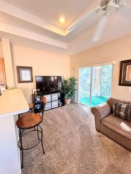 1 Bedroom Villa 8255 - Image 4