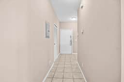 1 Bedroom Villa 9955 - Image 3