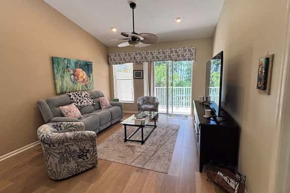 3 Bedroom Townhome 9306 - Image 1