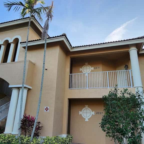 Studio Villa 8231 - Image 1