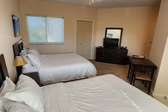 Studio Villa 8270 - Image 2