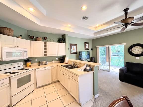 2 Bedroom Villa 8271 - Image 4