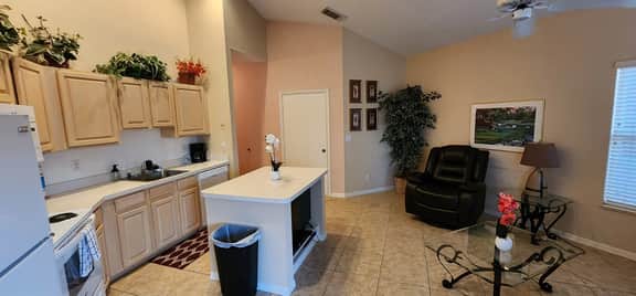 2 Bedroom Villa 9941 - Image 3