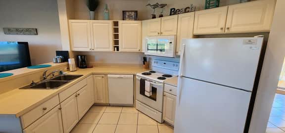1 Bedroom Villa 8270 - Image 4