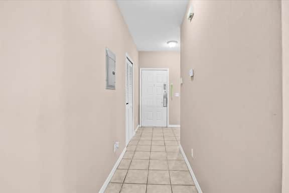 1 Bedroom Villa 9955 - Image 3