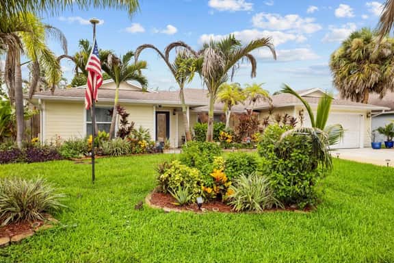 Tropical Haven Retreat - Image 2