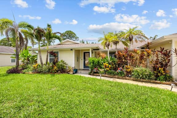 Tropical Haven Retreat - Image 4
