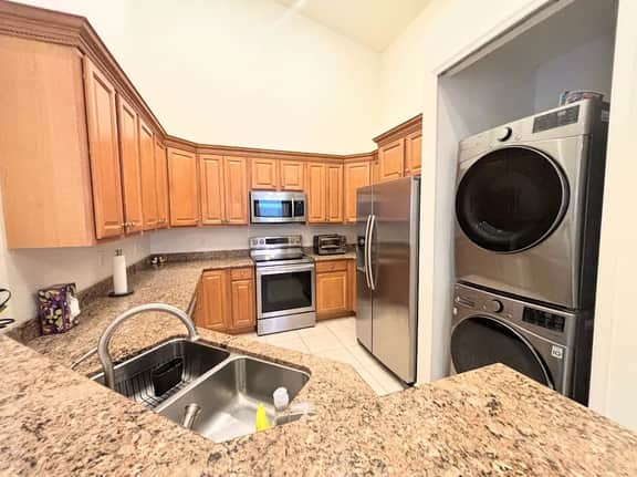 Townhome 8155 - Image 2
